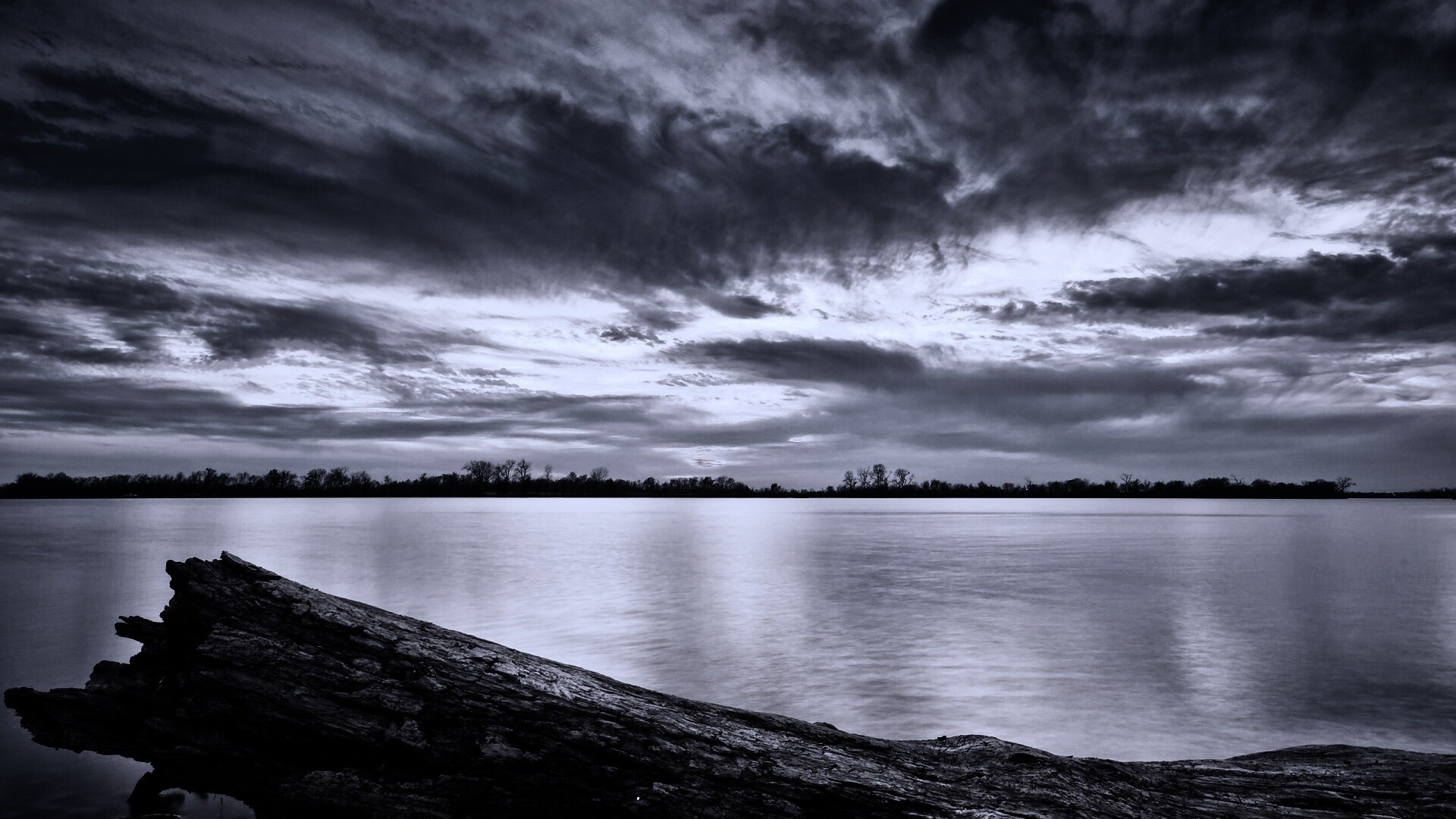 Закат на озере обои