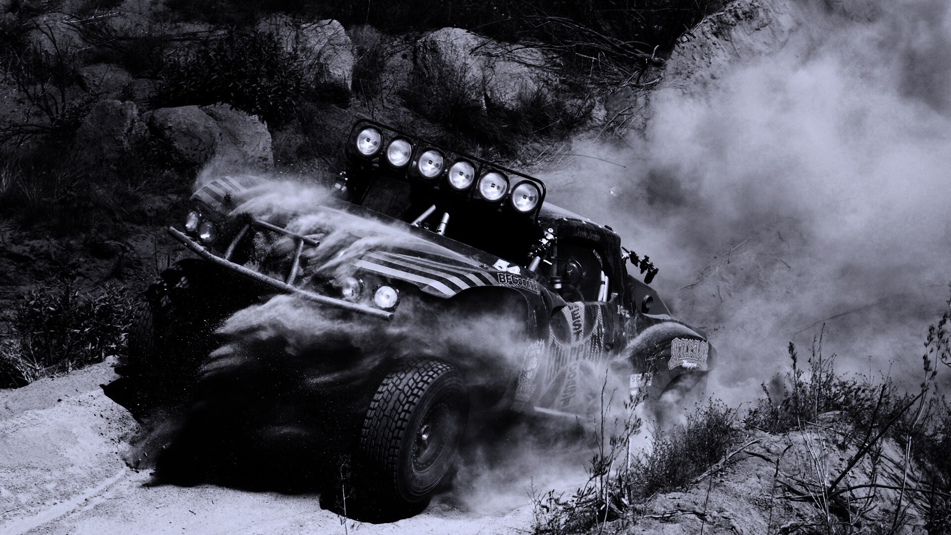 Раллийный внедорожник обои
