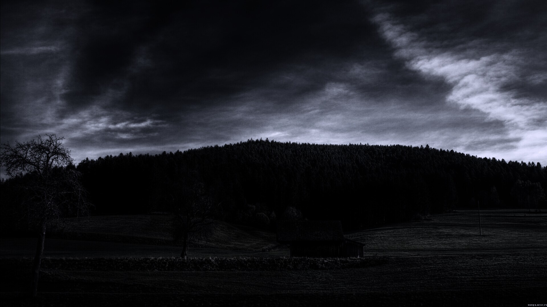 Домик в поле обои