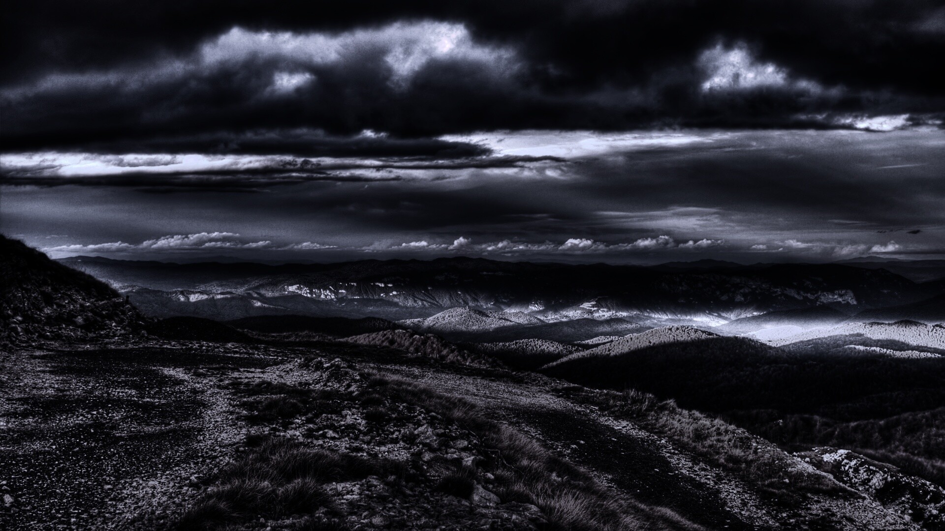 Горы в HDR обои