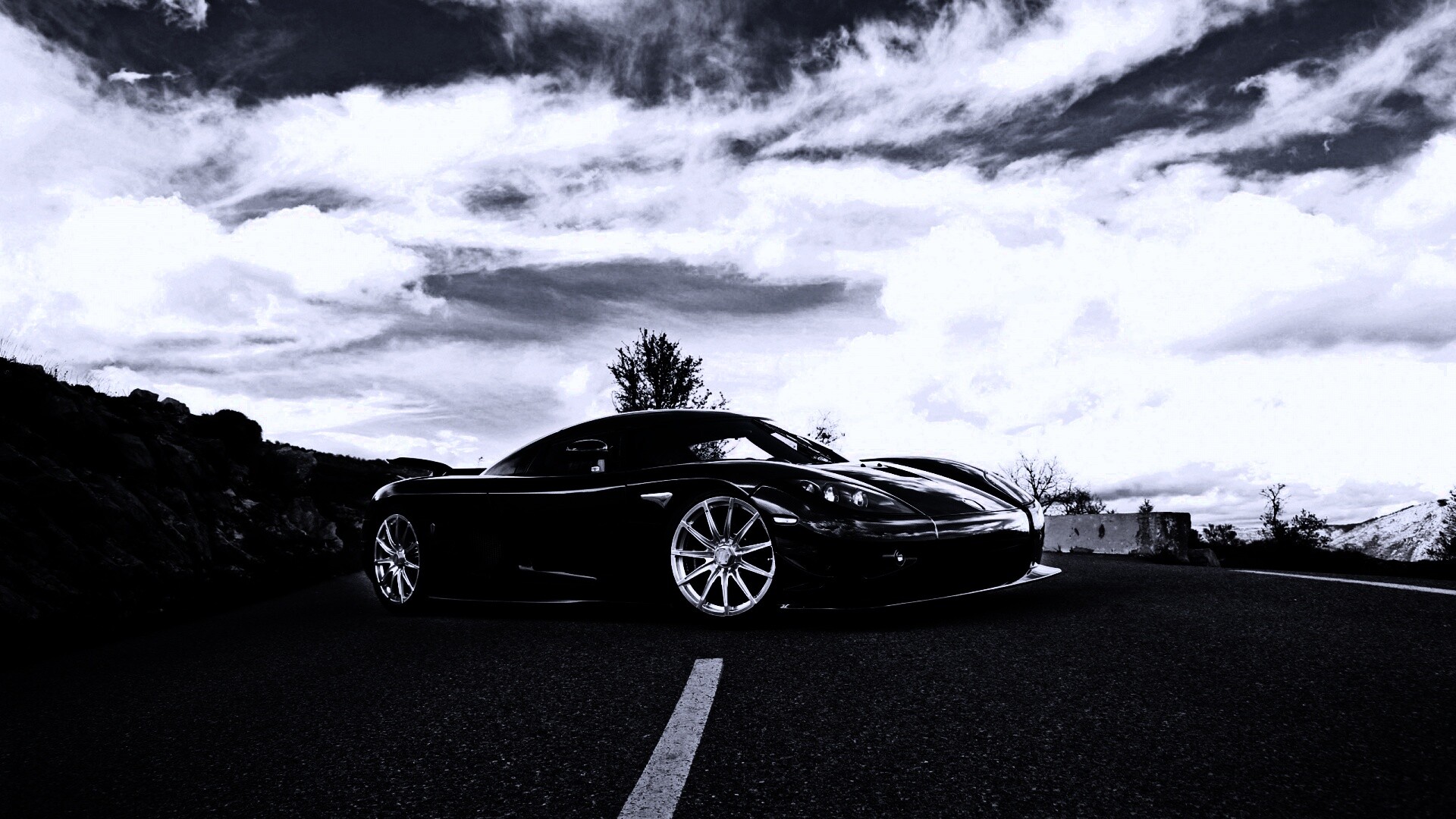 Черный кёнигсег обои