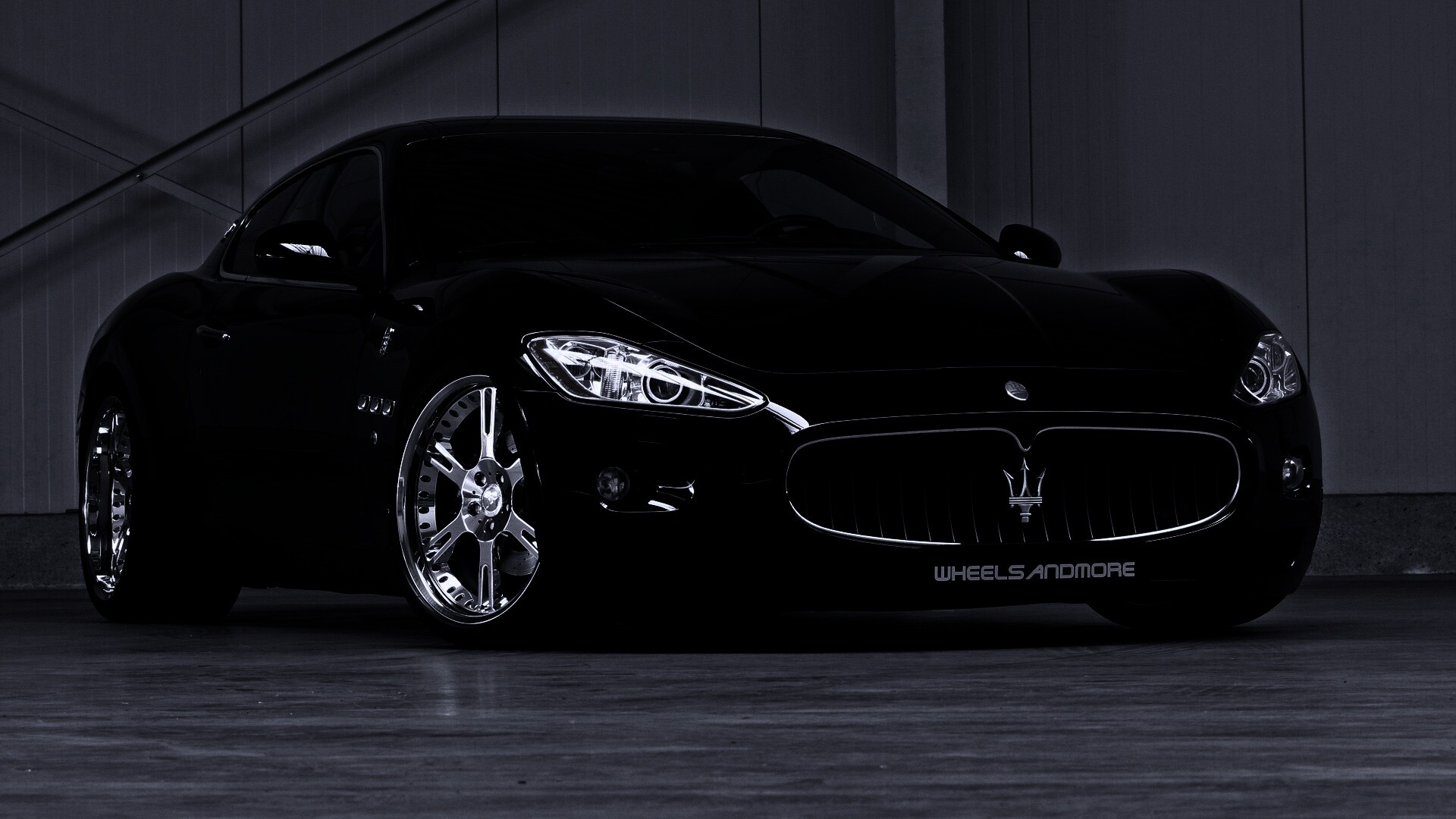 Черная мазерати Gran Turismo обои