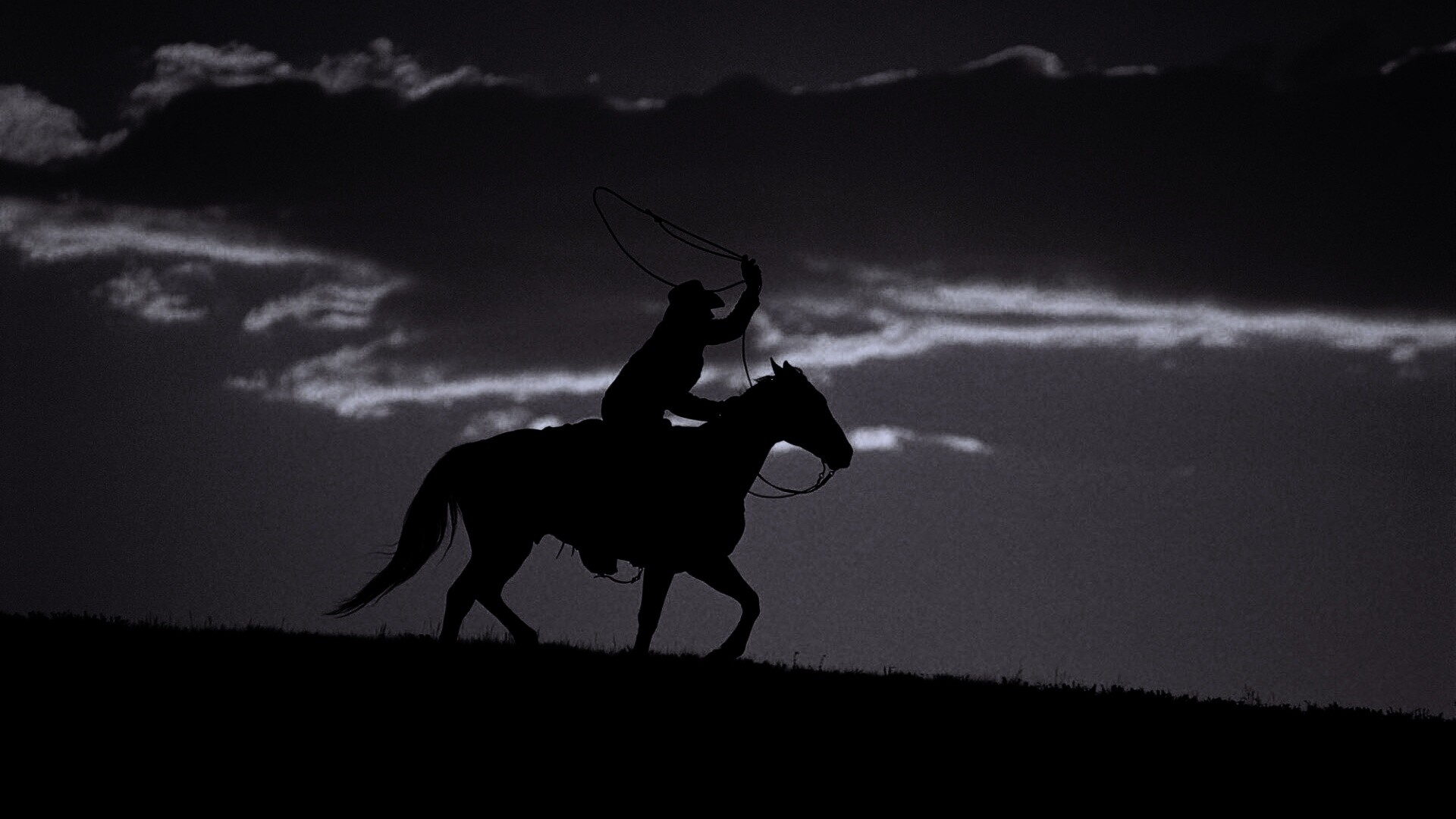 Силуэт ковбоя на закате обои