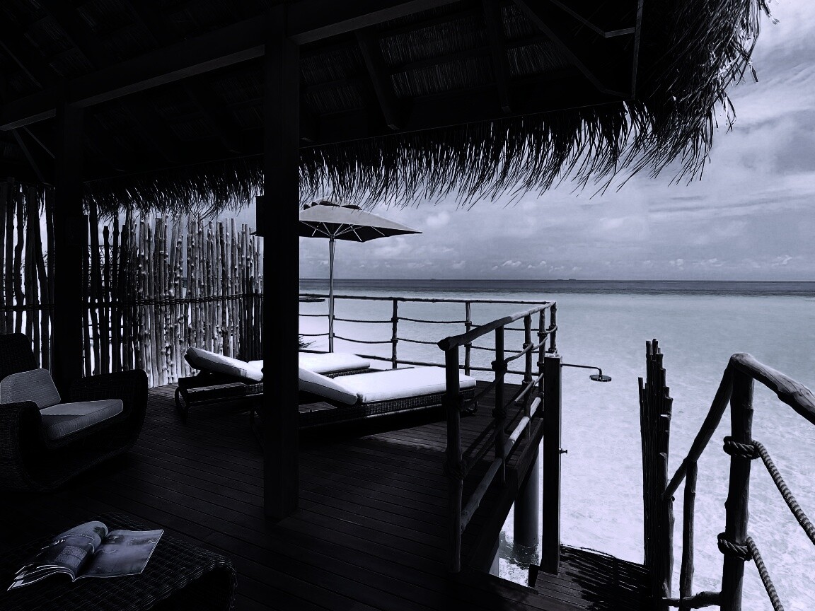 Домик на пляже обои