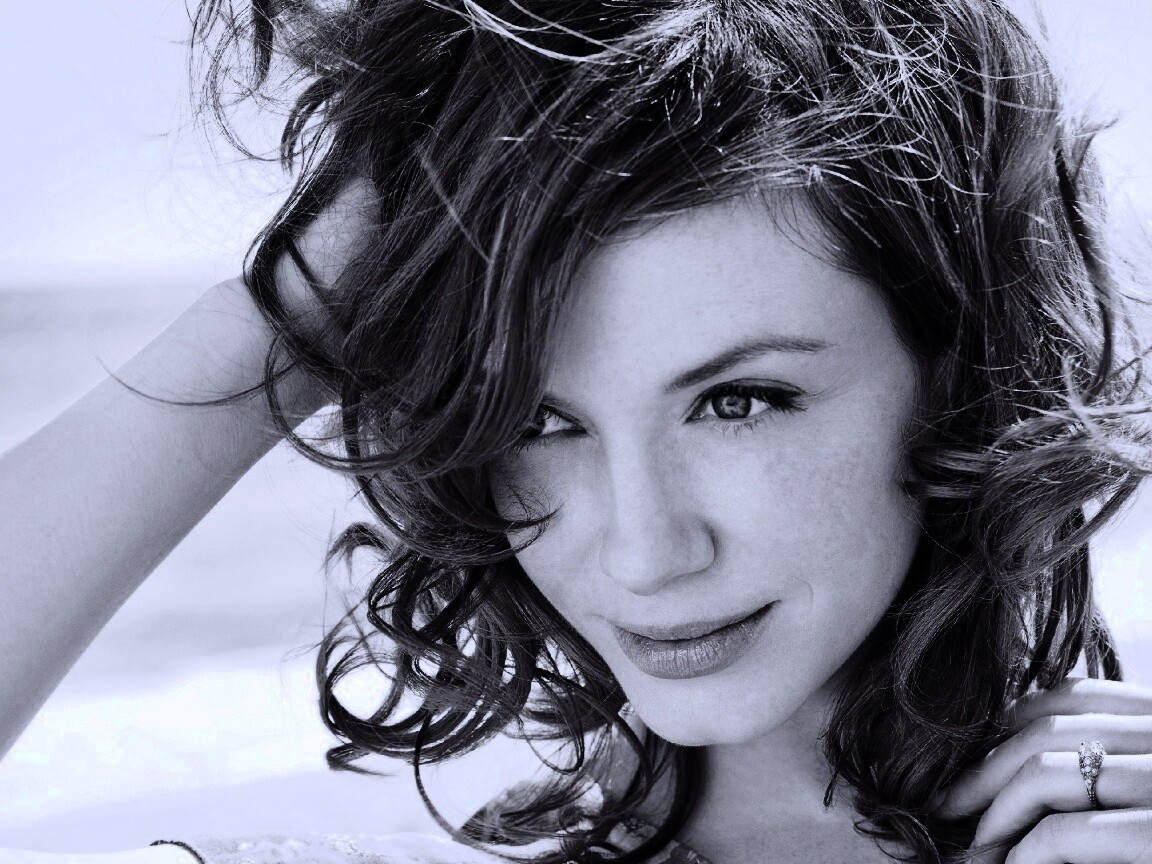 Рыжая красавица обои