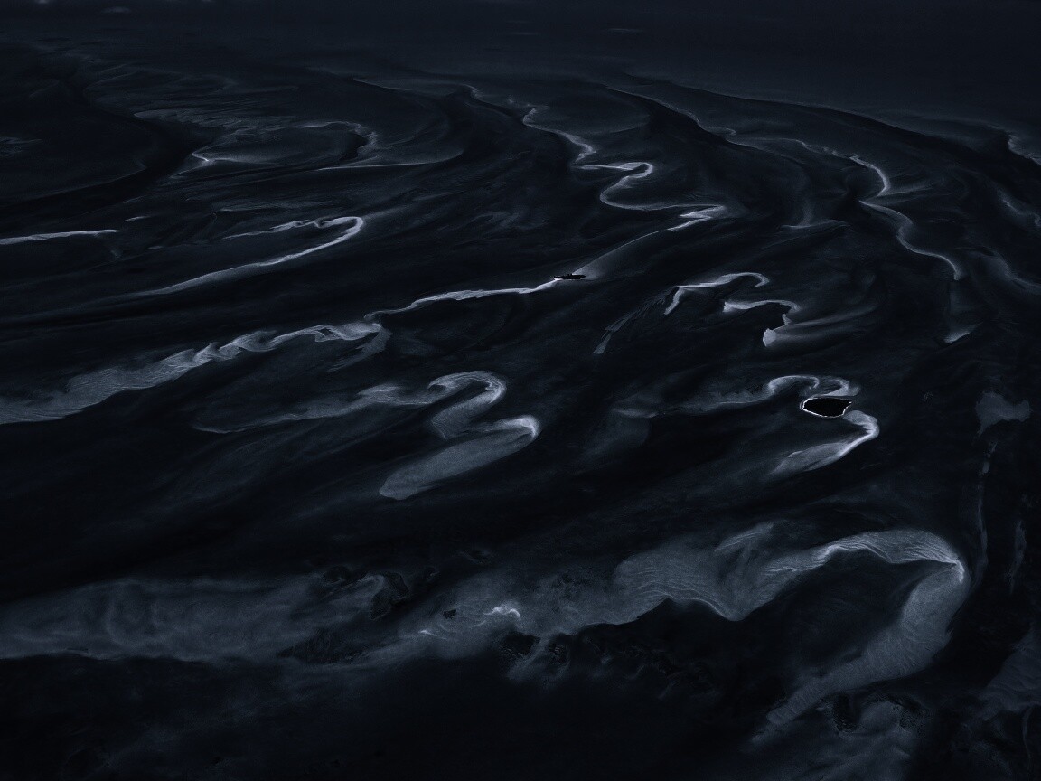 Остров среди лазурных рифов обои