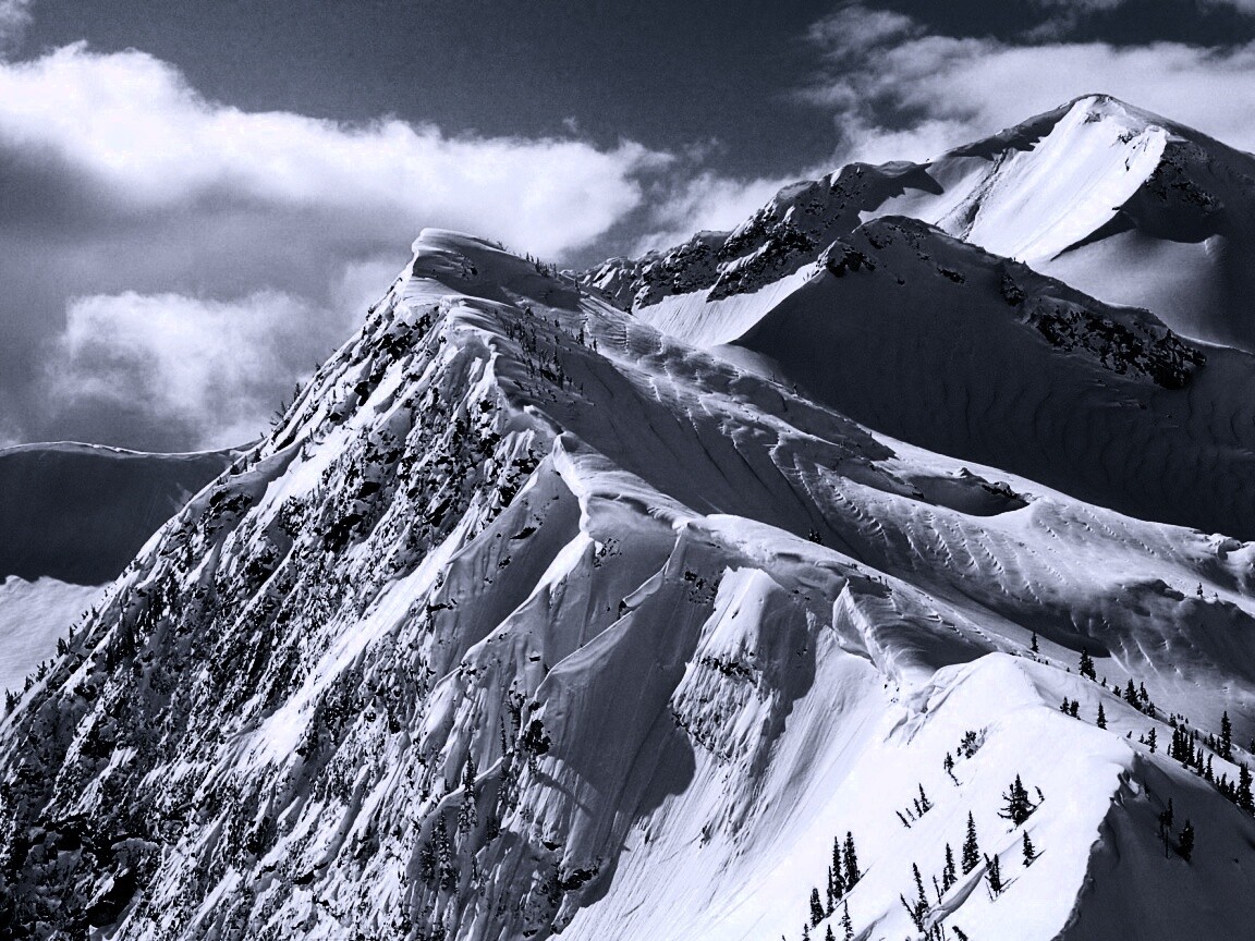 Горная гряда обои