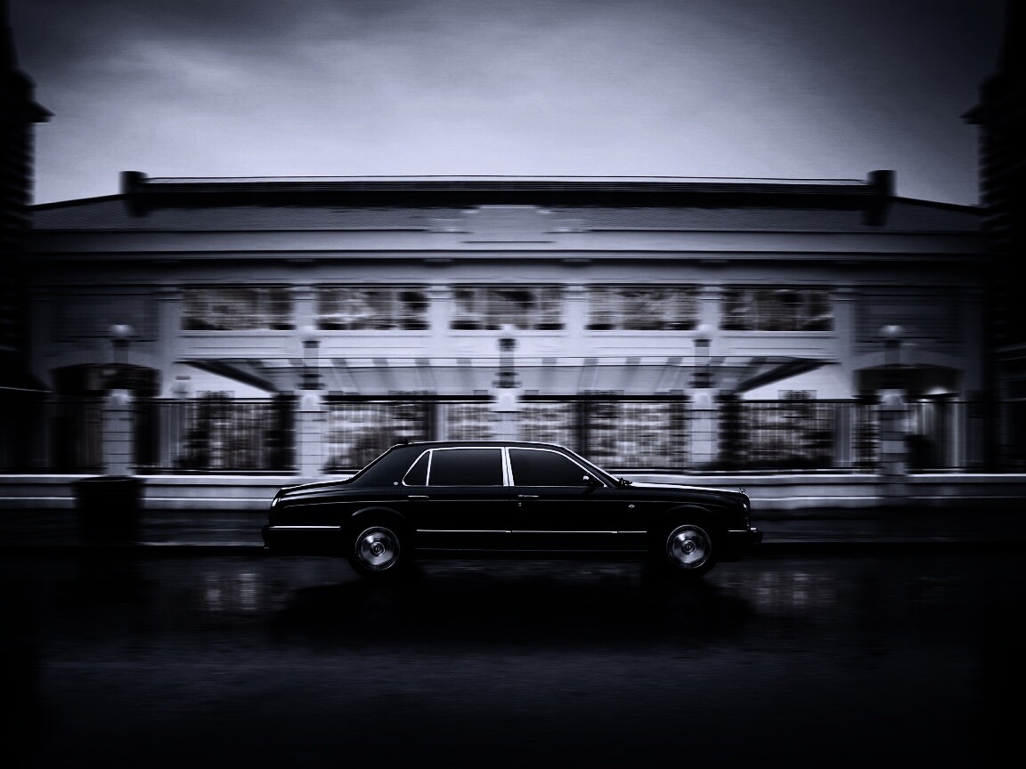 Бентли в городе обои
