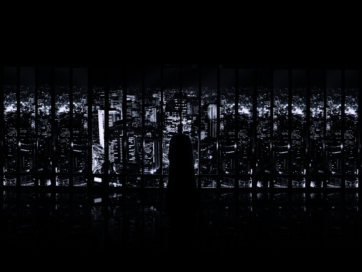 Бэтмен  смотрит на Готем обои