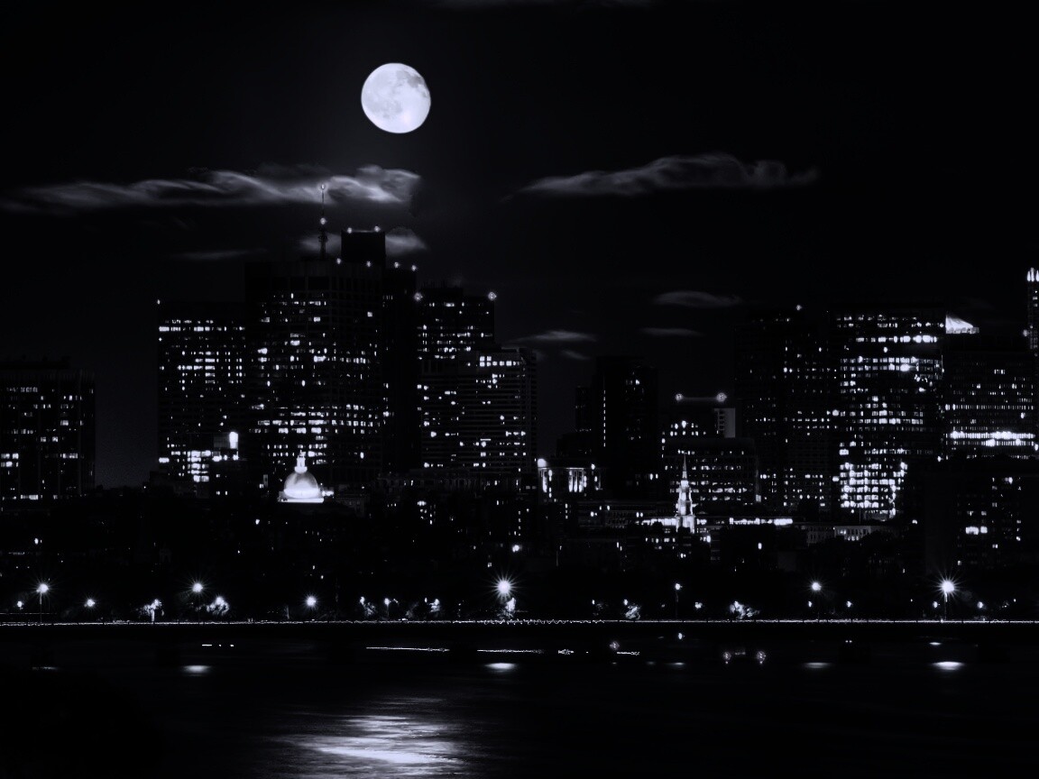Луна над мегаполисом обои