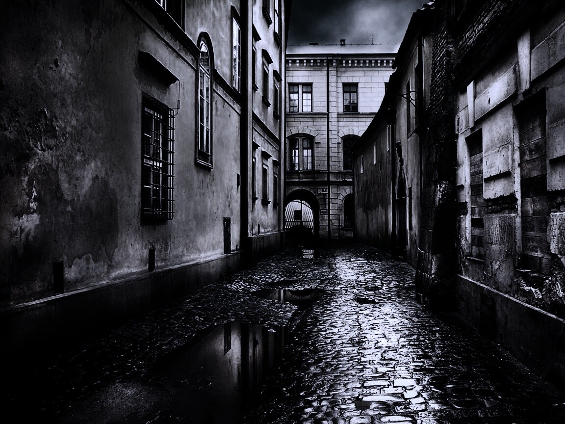 Проходной дворик обои