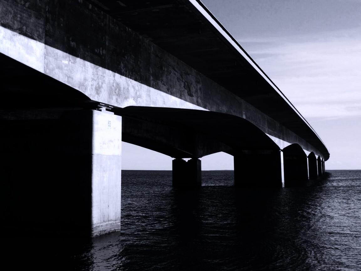 Опоры моста обои