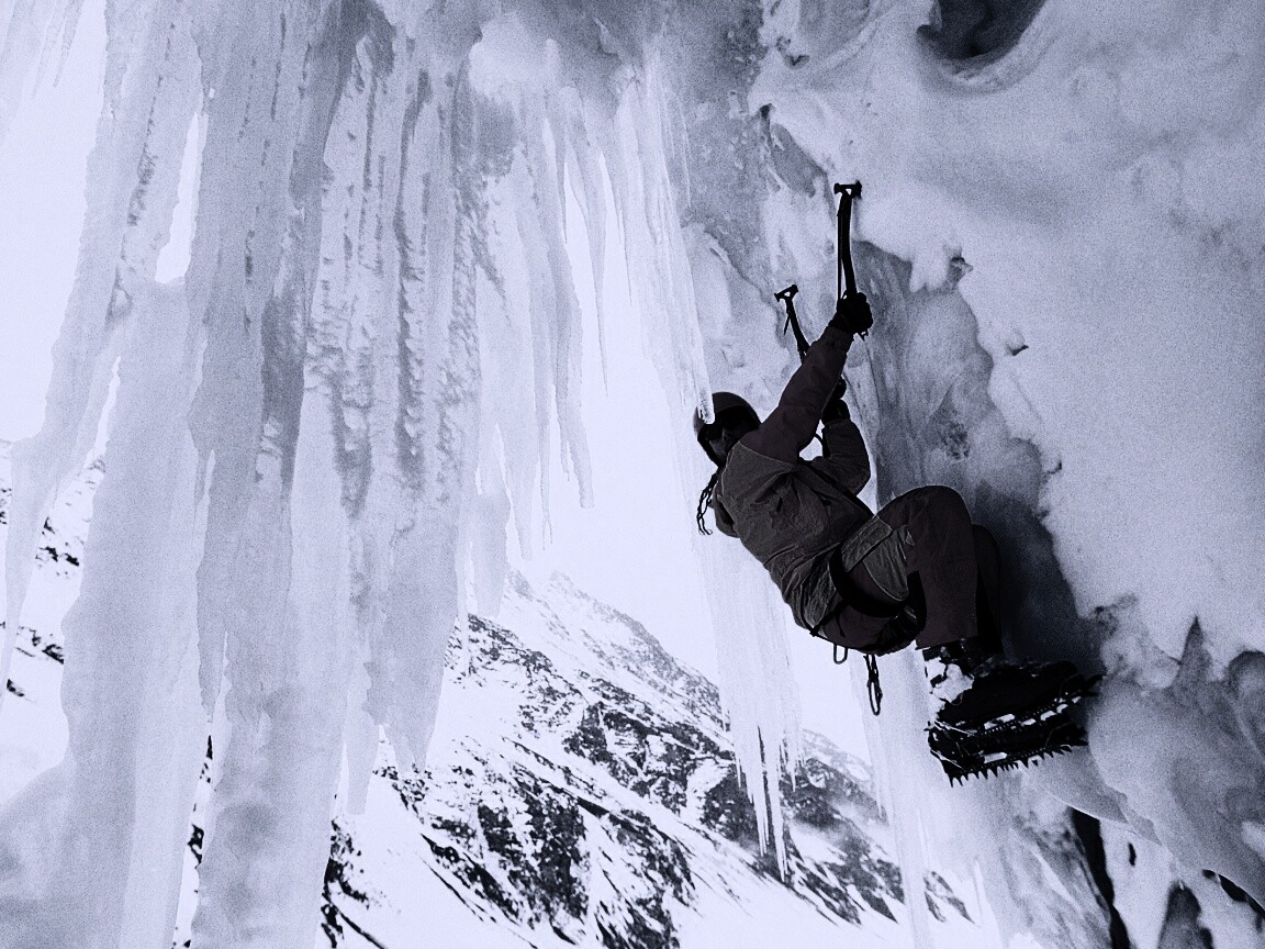 Альпинист обои