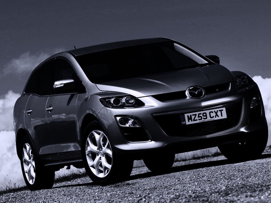 Кроссовер Mazda обои