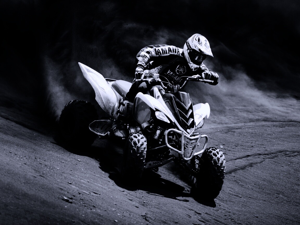 Спортсмен на квадроцикле обои