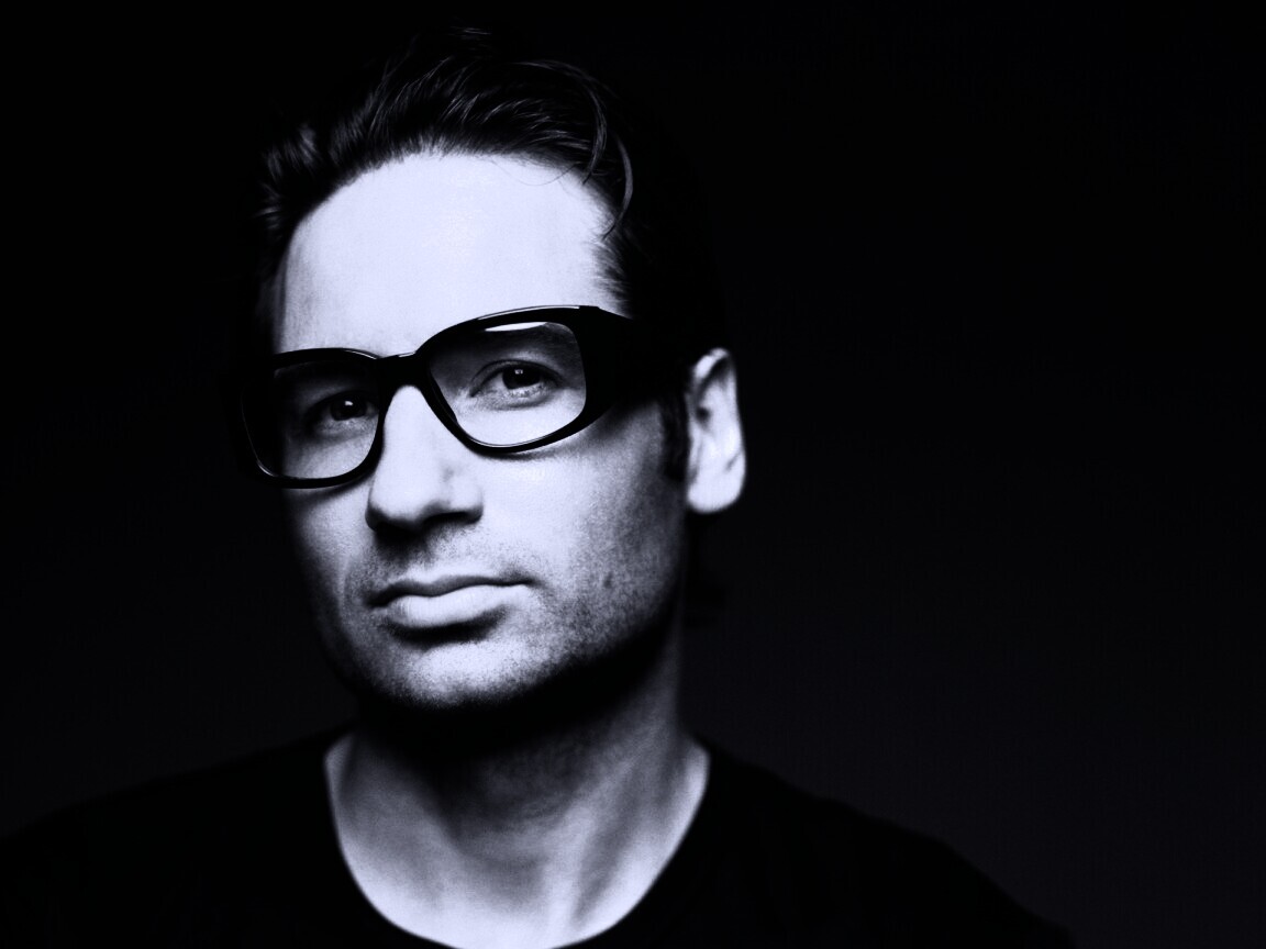 Дэвид Духовны обои