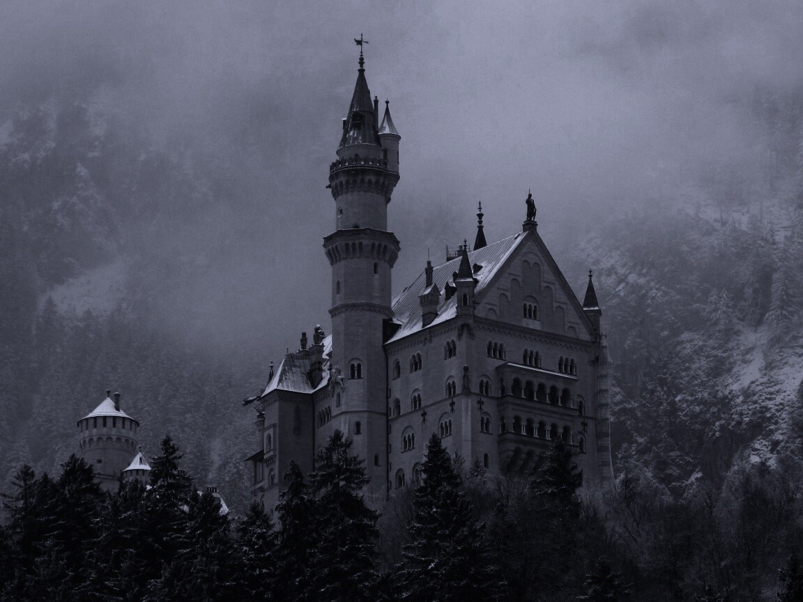 Заснеженный Нойшванштайн обои
