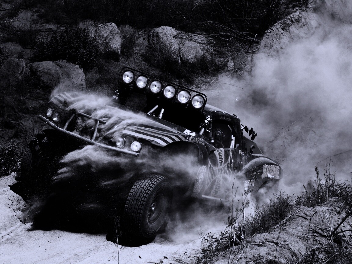 Раллийный внедорожник обои