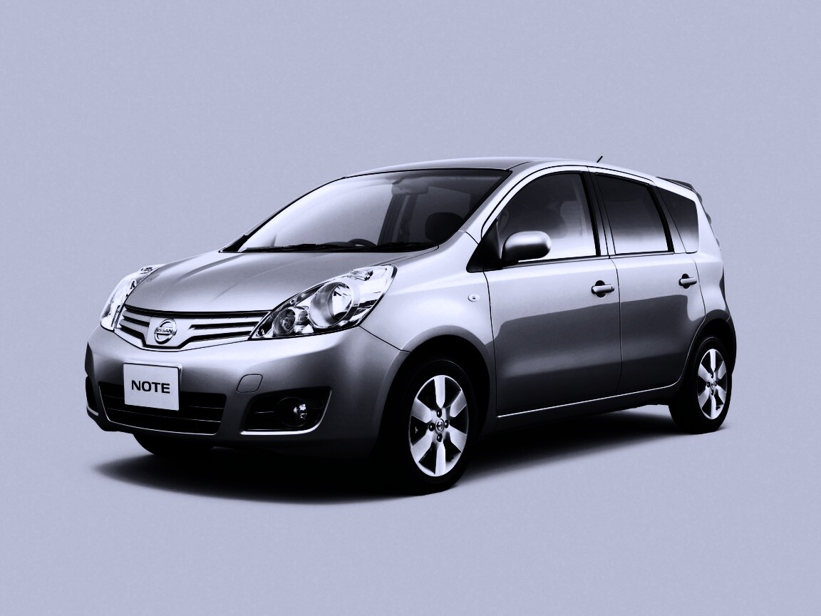 Nissan Note обои