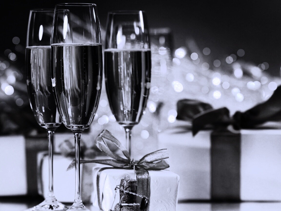 Бокалы с шампанским обои