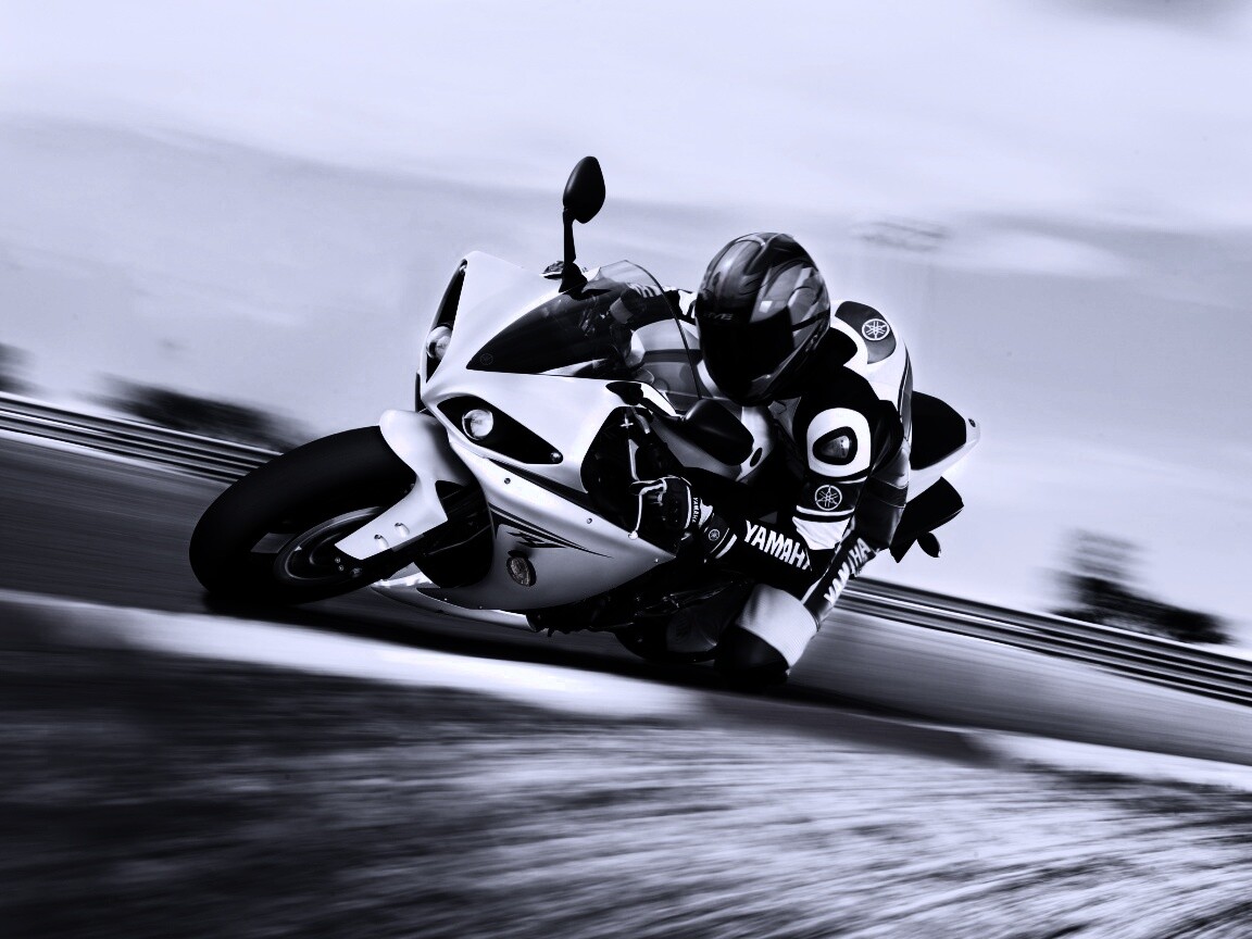 Человек на мотоцикле обои