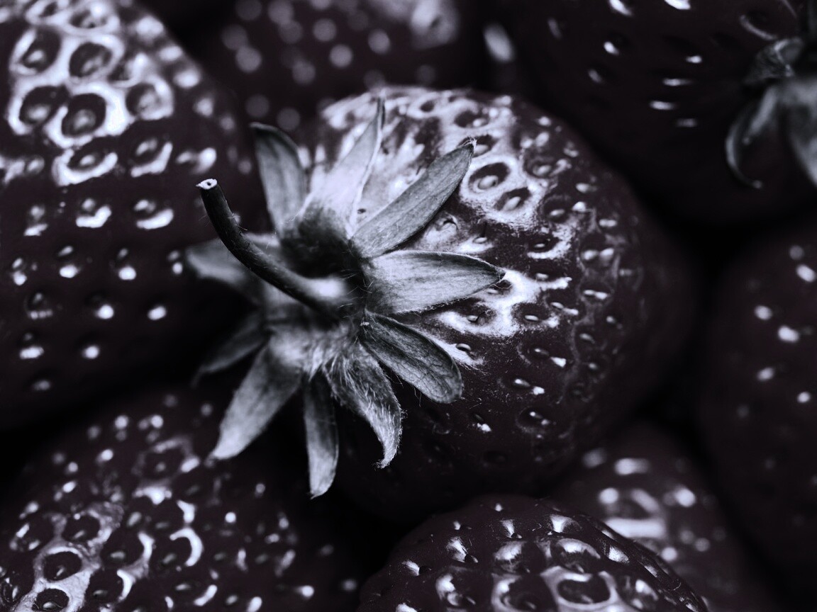 Сочная клубничка обои