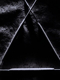 Треугольник из палочек обои