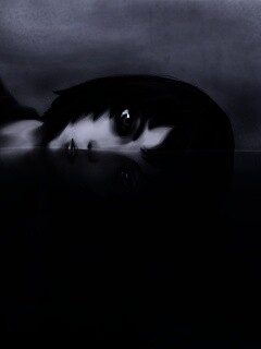 Девочка в воде обои