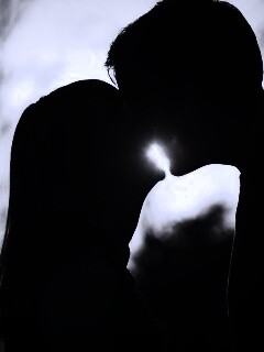 Поцелуй обои