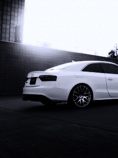 Ауди на парковке обои