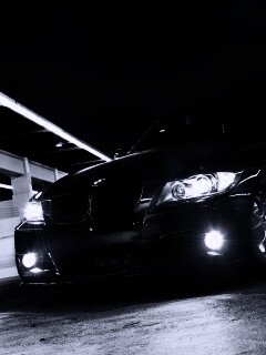 Чёрный БМВ обои