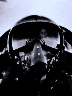 Пилот истребителя обои