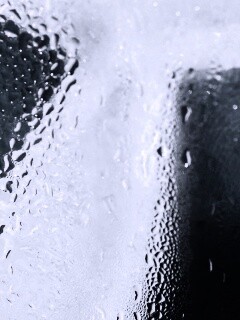 За стеклом обои