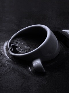 Чашка тонет в кофе обои