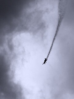 Падающий самолёт обои