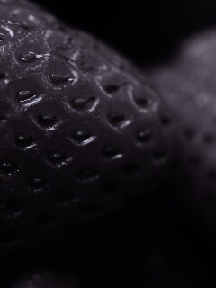 Нежная клубничка обои