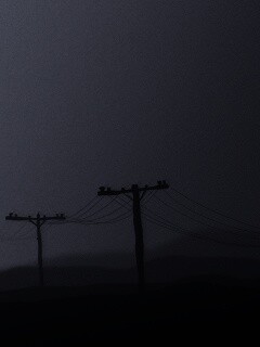 Столбы в тумане обои