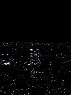 Вид на здания ночного города обои