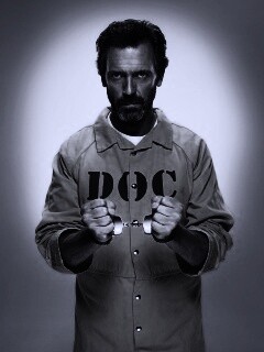 Хаус в наручниках обои