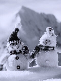 Три снеговика обои