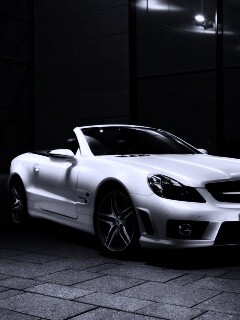 Белый мерседес с открытым верхом обои