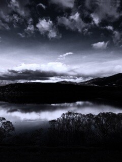 Живописное озеро обои