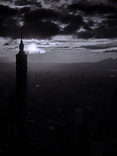 Башня на закате обои