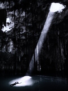 Пещера сталактитов обои