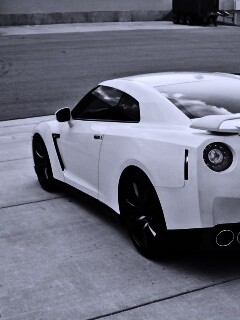 Белый ниссан обои