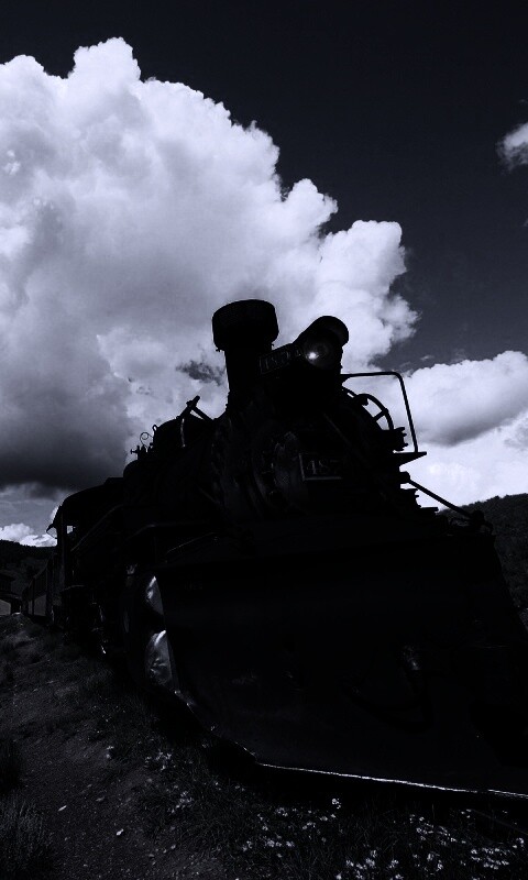 Паровоз на деревенской станции обои