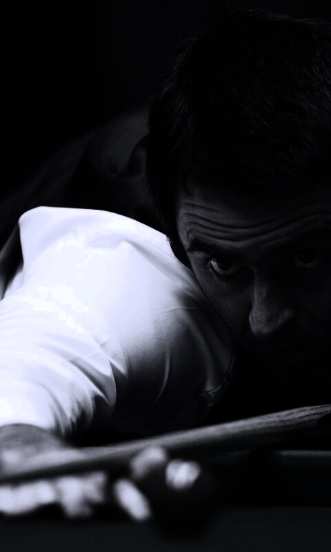 Игрок в бильярд обои