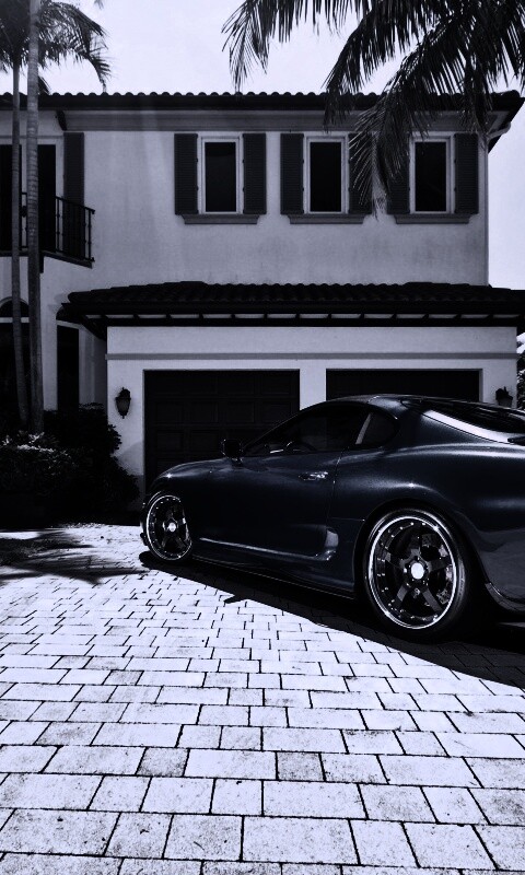 Синее авто у коттеджа обои