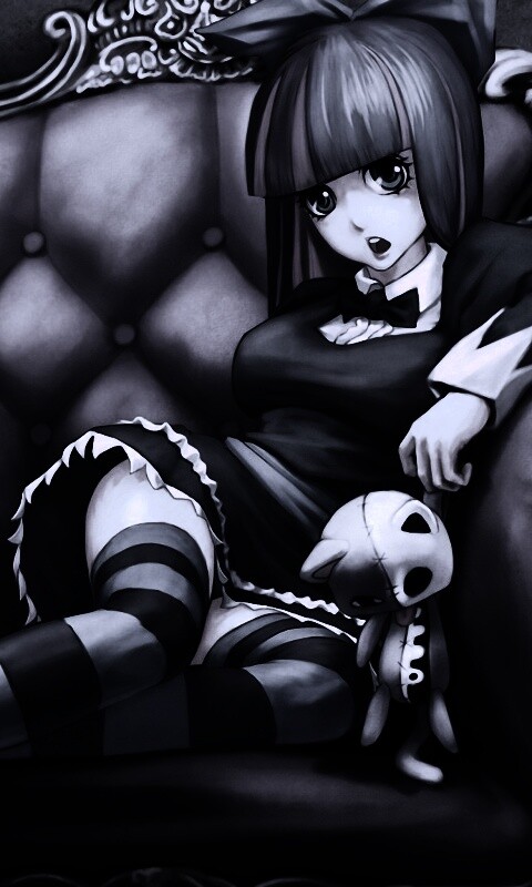 Девочка с куклой котенка обои