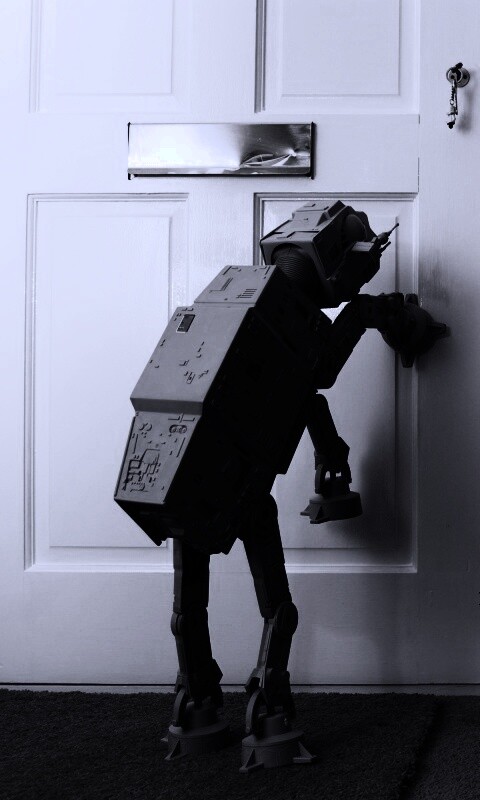 Имперский робот просится гулять обои